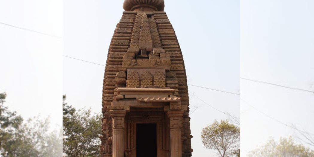 टीकमगढ़ जिले में एक स्थान है ऊमरी का सूर्य मंदिर