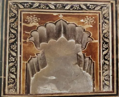 आकल्पन : वीरसिंह जुदेव महल ( सतखंड़ा महल ) : दतिया : सत्रहवीं सदी