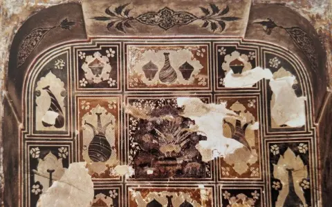 आकल्पन : वीरसिंह जुदेव महल ( सतखंड़ा महल ) : दतिया : सत्रहवीं सदी