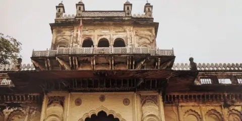 अवधबिहारीजी का मंदिर : दतिया : उन्नीसवीं सदी