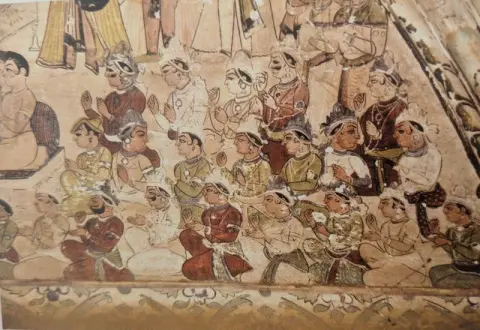 भगवान राम का राज्याभिषेक : पारीच्छत की समाधि : दतिया : उन्नीसवीं सदी