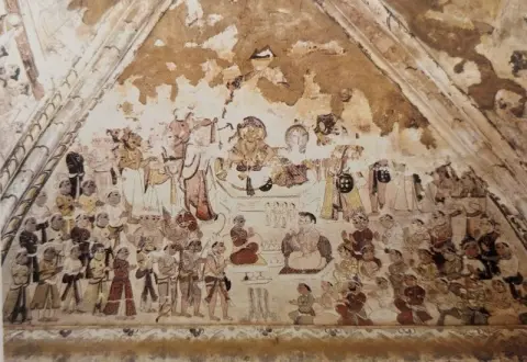 भगवान राम का राज्याभिषेक : पारीच्छत की समाधि : दतिया : उन्नीसवीं सदी