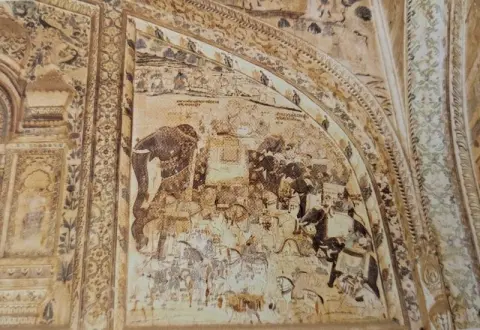 सेना का प्रयाण : राजा पारीच्छत की समाधि : दतिया : उन्नीसवीं सदी