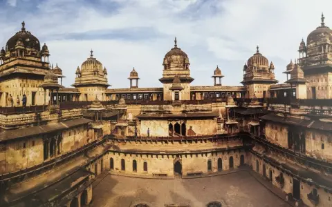 जहांगीर महल : ओरछा : सत्रहवीं सदी