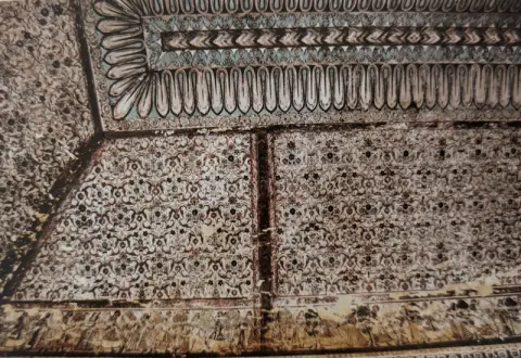 आकल्पन तथा रासलीला : राजा महल : ओरछा : सत्रहवीं सदी