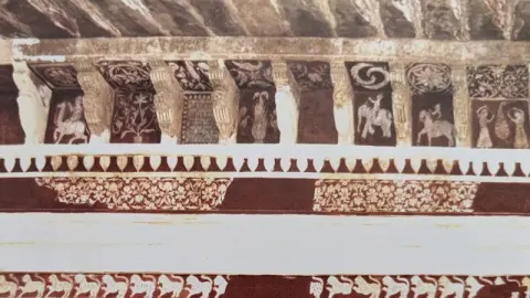 हाथी सवार, ऊँट सवार घुड़सवार, आकल्पन व अन्य अंकन : लक्ष्मी मंदिर :ओरछा : सत्रहवीं सदी