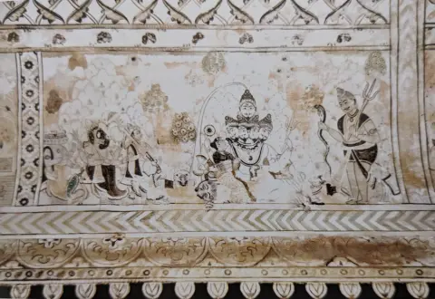 पंचमुखी शिव : लक्ष्मी मंदिर :ओरछा : सत्रहवीं सदी