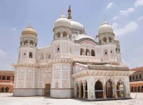 Shri_PrannathJi_Mandir_Panna