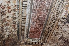 गलियारों की छतों पर किए गए अंकन :लक्ष्मी मंदिर :ओरछा : सत्रहवीं सदी व उन्नीसवीं सदी 