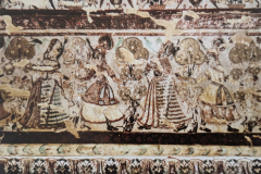  निकट दृश्य रासलीला : राजा महल : ओरछा : सत्रहवीं सदी  