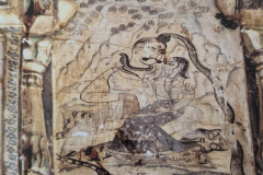 निकट दृश्य : शिव-पार्वती : पारीच्छत की समाधि : दतिया : उन्नीसवीं सदी   